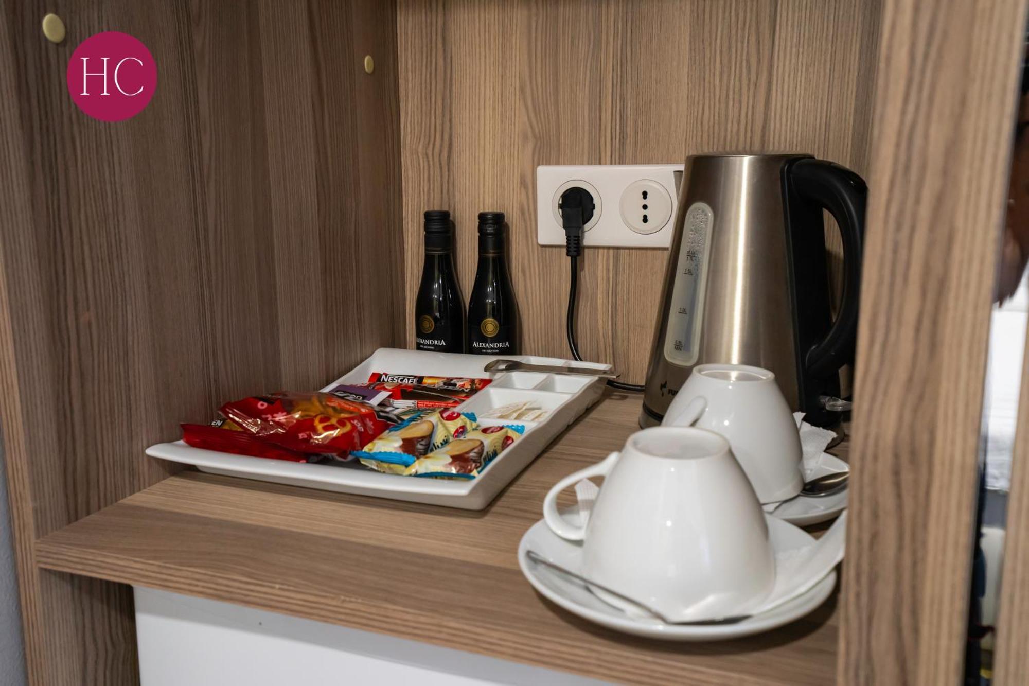 Central Hotel, Fitness And Spa Vinica Luaran gambar