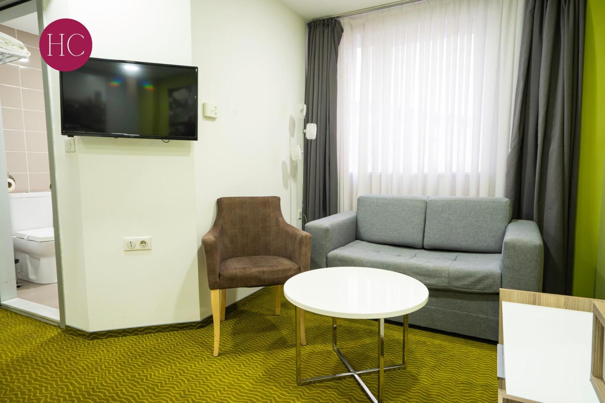 Central Hotel, Fitness And Spa Vinica Luaran gambar