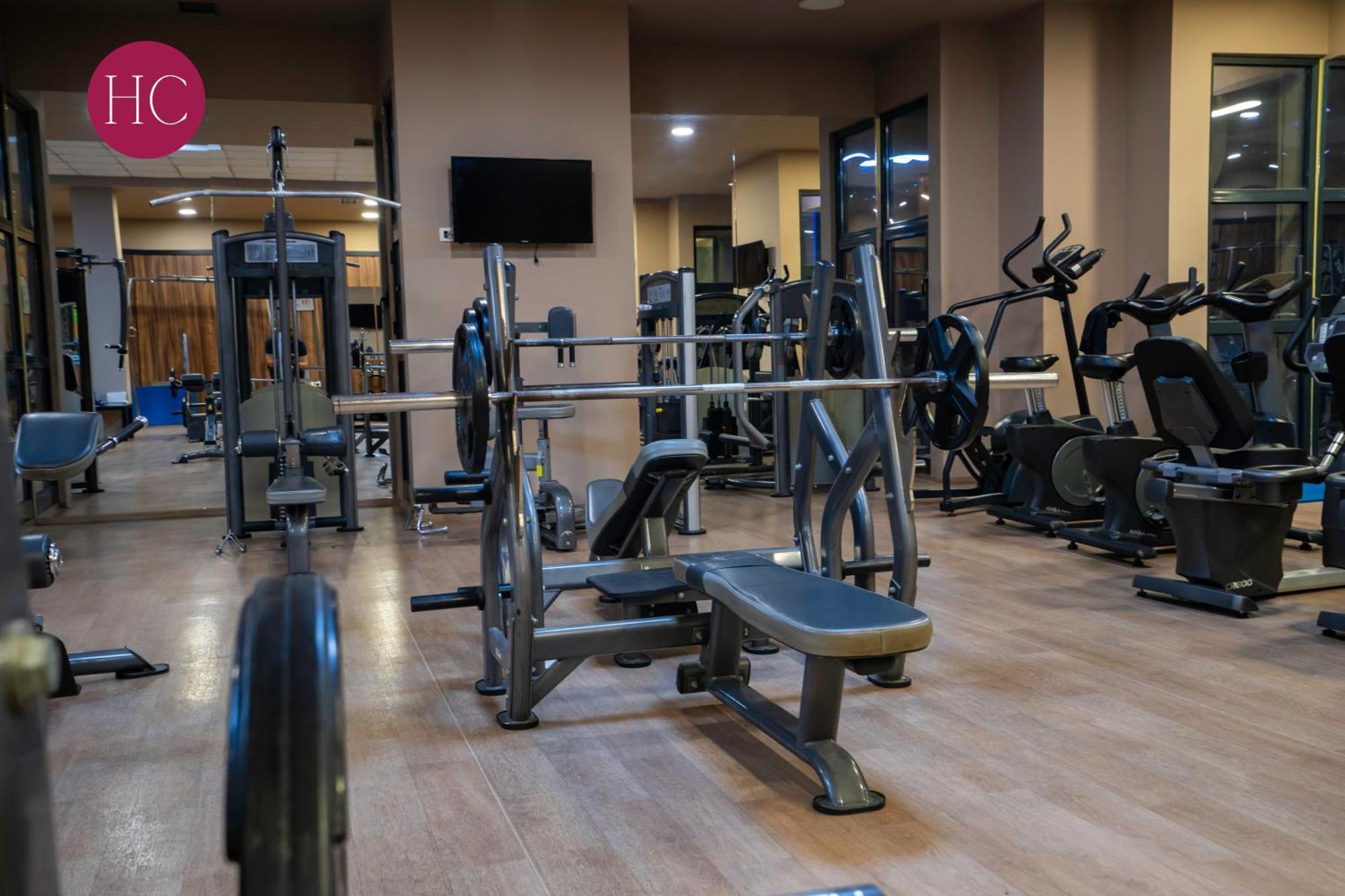 Central Hotel, Fitness And Spa Vinica Luaran gambar