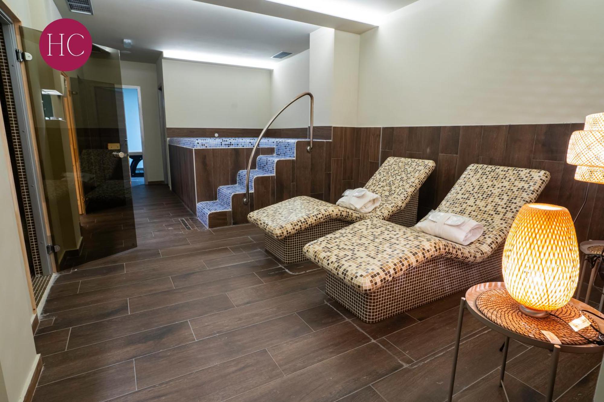 Central Hotel, Fitness And Spa Vinica Luaran gambar