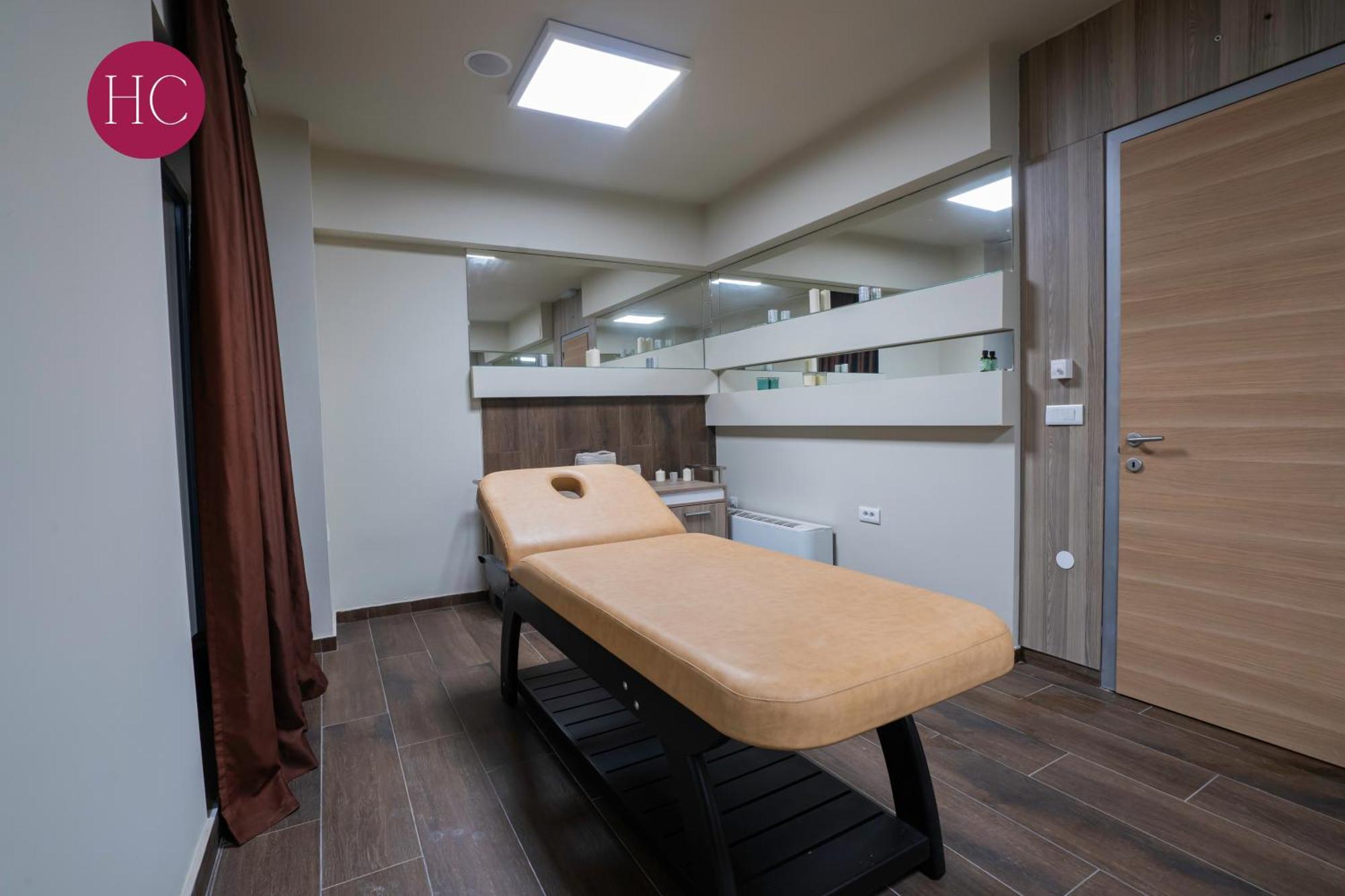 Central Hotel, Fitness And Spa Vinica Luaran gambar