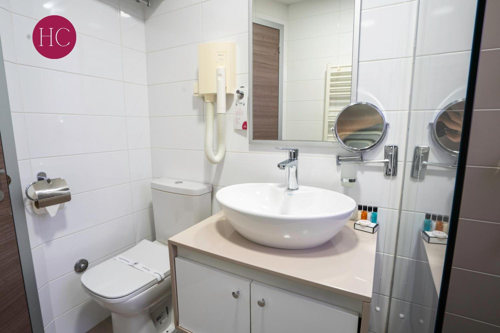 Central Hotel, Fitness And Spa Vinica Luaran gambar