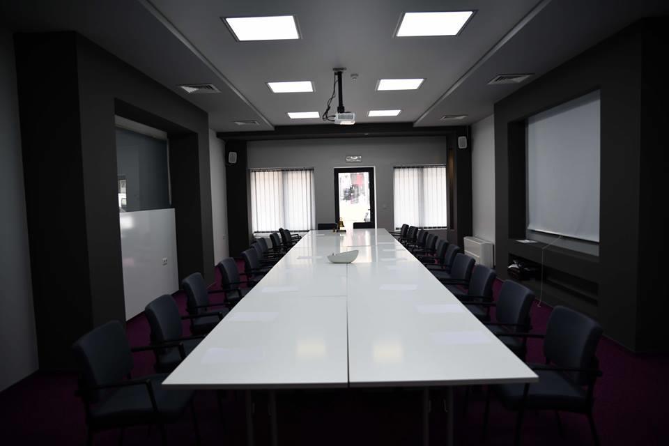 Central Hotel, Fitness And Spa Vinica Luaran gambar